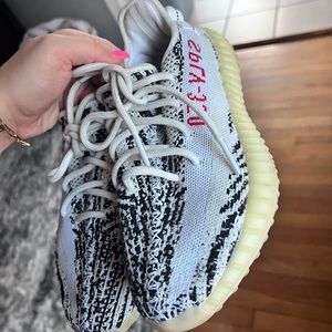 Yeezy boost 350 zebra